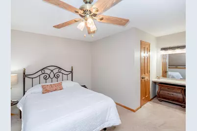 1372 Granite Lane N, Oakdale, MN 55128 - Photo 15