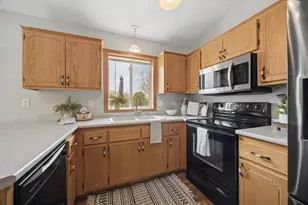 1806 Tyler Trail, Saint Cloud, MN 56301 - Photo 5
