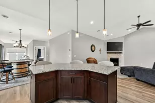 4606 Buckingham Dr NW, Rochester, MN 55901 - Photo 7
