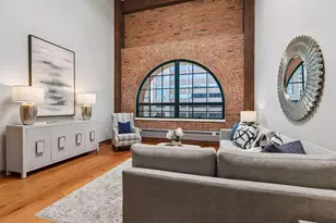 250 Park Ave, Minneapolis, MN 55415 - Photo 1