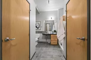 250 Park Ave, Minneapolis, MN 55415 - Photo 29