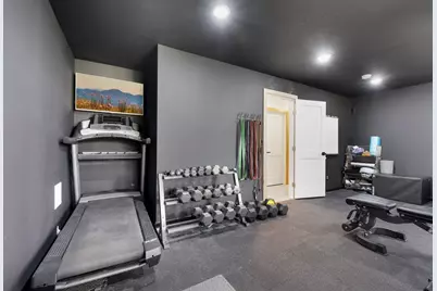 429 Collova Drive, Vadnais Heights, MN 55127 - Photo 31