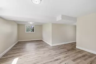 738 County Rd B E, Maplewood, MN 55117 - Photo 27