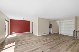 738 County Rd B E, Maplewood, MN 55117 - Photo 13