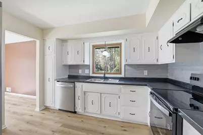 738 County Road B E, Maplewood, MN 55117 - Photo 19