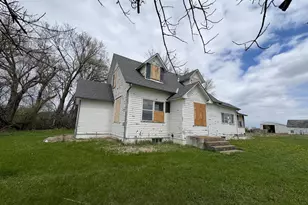 420 Depue St, Holloway, MN 56249 - Photo 13