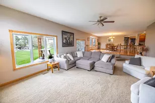 10981 270th St E, Cannon Falls, MN 55009 - Photo 11