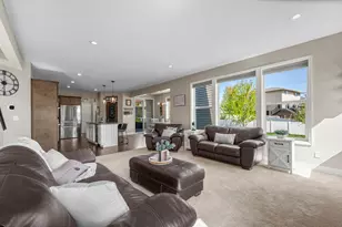 6023 158th St W, Apple Valley, MN 55124 - Photo 15