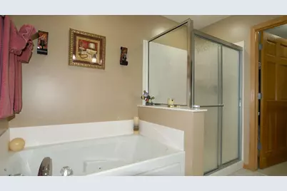 8292 Labont Way #200, Eden Prairie, MN 55344 - Photo 33