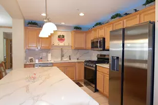 8292 Labont Way, Eden Prairie, MN 55344 - Photo 7