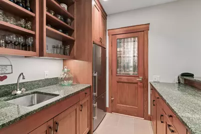 721 Rice Street E, Wayzata, MN 55391 - Photo 41