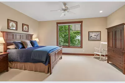 721 Rice Street E, Wayzata, MN 55391 - Photo 29