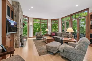 721 Rice St E, Wayzata, MN 55391 - Photo 7