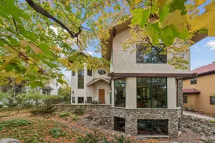 721 Rice St E, Wayzata, MN 55391 - Photo 3