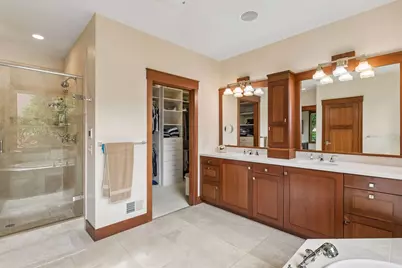 721 Rice Street E, Wayzata, MN 55391 - Photo 27