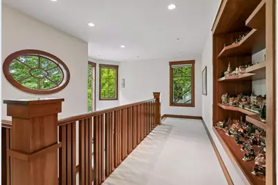 721 Rice Street E, Wayzata, MN 55391 - Photo 23