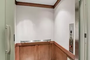 721 Rice St E, Wayzata, MN 55391 - Photo 21