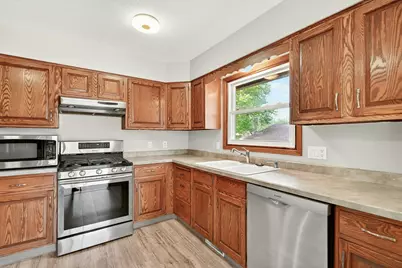 3008 5th Avenue NW, Rochester, MN 55901 - Photo 9