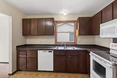 7748 Cayenne Plaza W, Woodbury, MN 55125 - Photo 5