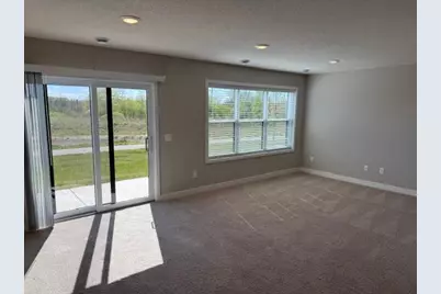 10503 Robinwood Road, Chaska, MN 55318 - Photo 9