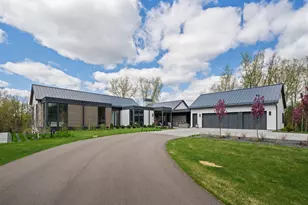 11 Salem Ln, Sunfish Lake, MN 55118 - Photo 1