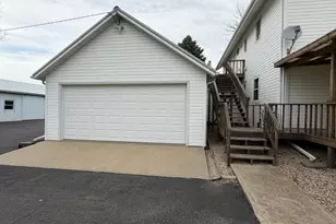 312 W Luverne St, Magnolia, MN 56158 - Photo 59