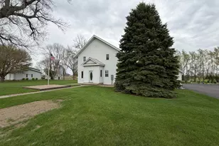 312 W Luverne St, Magnolia, MN 56158 - Photo 55