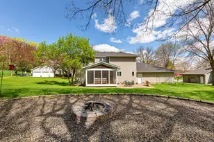 1424 Fairway Dr, Faribault, MN 55021 - Photo 7