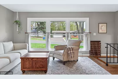 2479 Hillside Road, White Bear Lake, MN 55110 - Photo 9