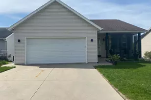 2856 Knollwood Dr SE, Rochester, MN 55904 - Photo 1
