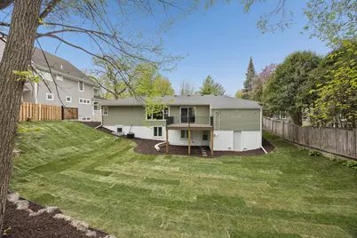125 Oakwood Road, Hopkins, MN 55343 - Photo 31