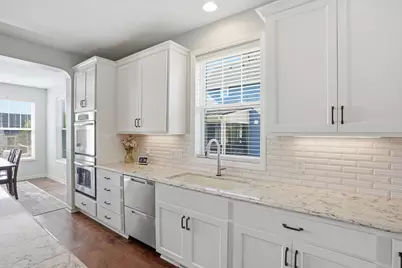 16885 Diamonte Way, Lakeville, MN 55044 - Photo 13
