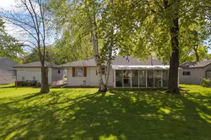 3811 St Regis Dr, White Bear Lake, MN 55110 - Photo 25