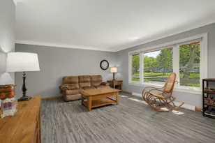3811 St Regis Dr, White Bear Lake, MN 55110 - Photo 5