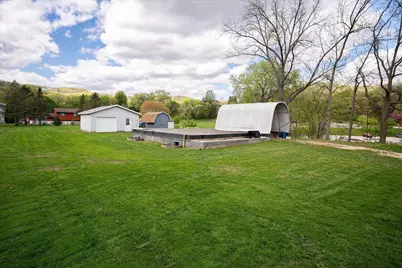 421 Walnut Place, La Crescent, MN 55947 - Photo 1