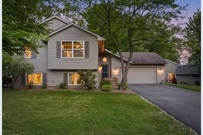 8117 Dakota Lane, Chanhassen, MN 55317 - Photo 1