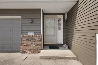 1825 203rd Avenue NW, Oak Grove, MN 55011 - Photo 3