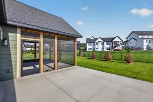 3235 Bella Terra Rd NE, Rochester, MN 55906 - Photo 27