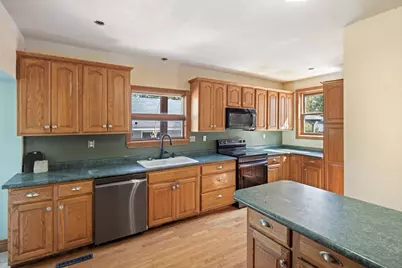 1727 Marshall Avenue, Saint Paul, MN 55104 - Photo 9