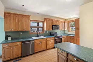 1727 Marshall Ave, Saint Paul, MN 55104 - Photo 9