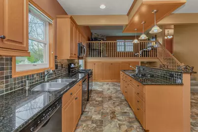 6934 4th Street Court N, Oakdale, MN 55128 - Photo 9