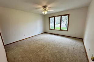 1240 Patricia Ct, Marshall, MN 56258 - Photo 19