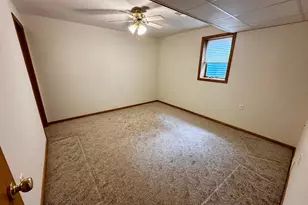 1240 Patricia Ct, Marshall, MN 56258 - Photo 27