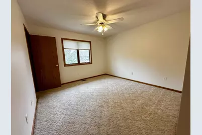 1240 Patricia Court, Marshall, MN 56258 - Photo 21