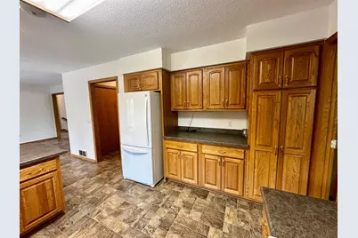 1240 Patricia Court, Marshall, MN 56258 - Photo 11