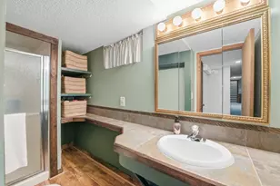 970 Redwood Dr, Apple Valley, MN 55124 - Photo 69