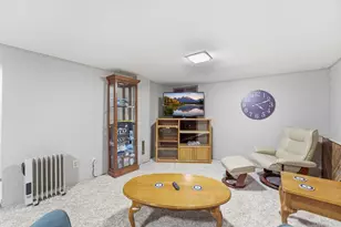 970 Redwood Dr, Apple Valley, MN 55124 - Photo 51