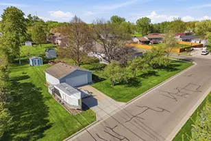 970 Redwood Dr, Apple Valley, MN 55124 - Photo 9