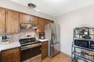 970 Redwood Dr, Apple Valley, MN 55124 - Photo 21
