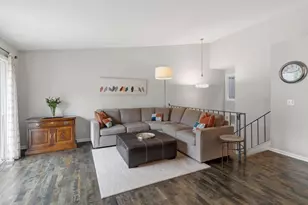 6304 Falcon Ct, Edina, MN 55436 - Photo 5